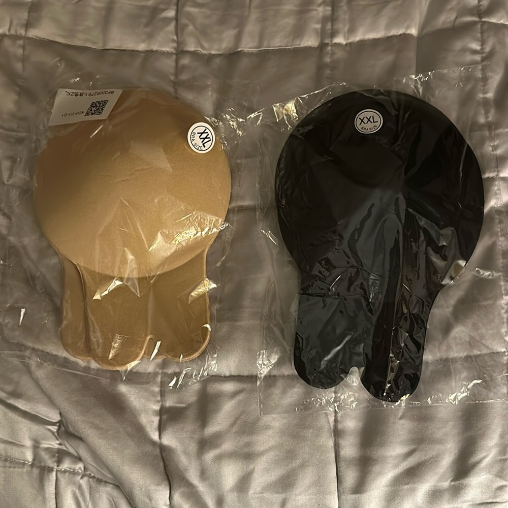 Strapless adhesive bras- nude and black